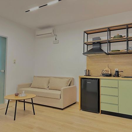 Lido Apartments Химара Экстерьер фото